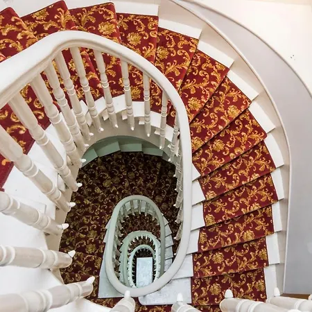 Punto * Istanbulská provincie