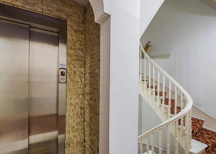 אכסניה Punto *