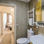 Punto Hostel *